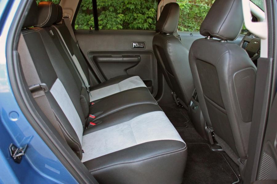  Ford Edge Sport 2009 года  (фото 14 из 61)